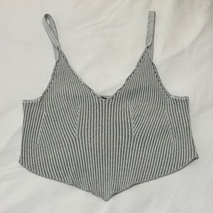UO Grey Cropped Tank (size L)